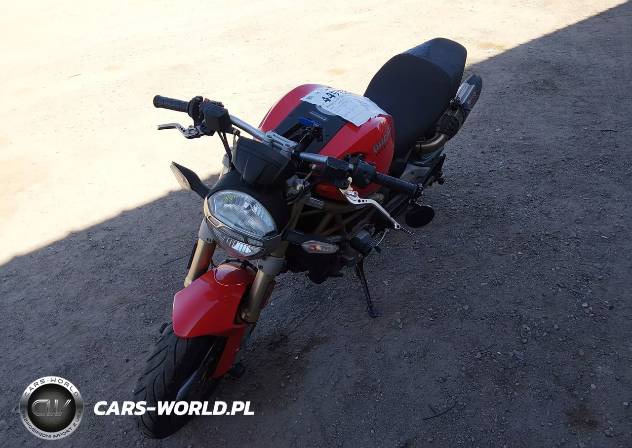2013 Ducati Monster 696 VIN:ZDM1RADN7DB065559 - 2