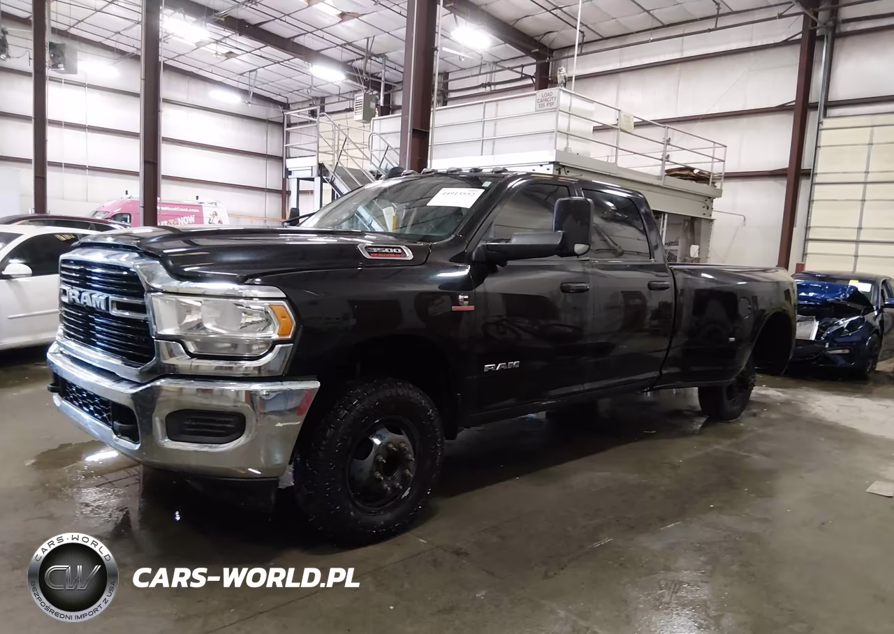 2020 Ram 3500 Tradesman 4X4 8' Box VIN:3C63RRGLXLG195782 - 17