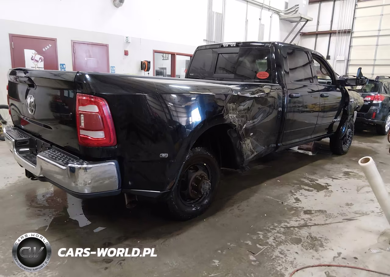 2020 Ram 3500 Tradesman 4X4 8' Box VIN:3C63RRGLXLG195782 - 4