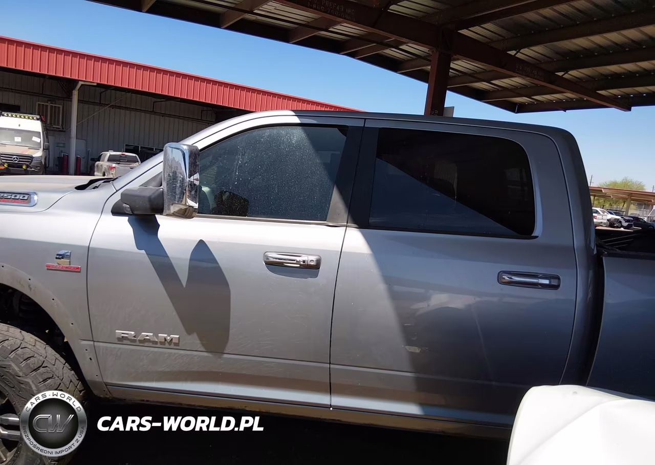 2021 Ram 2500 Laramie 4X4 6'4 Box VIN:3C6UR5FL1MG630463 - 15