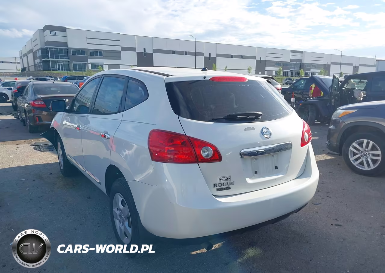2014 Nissan Rogue Select S VIN:JN8AS5MT3EW607504 - 3