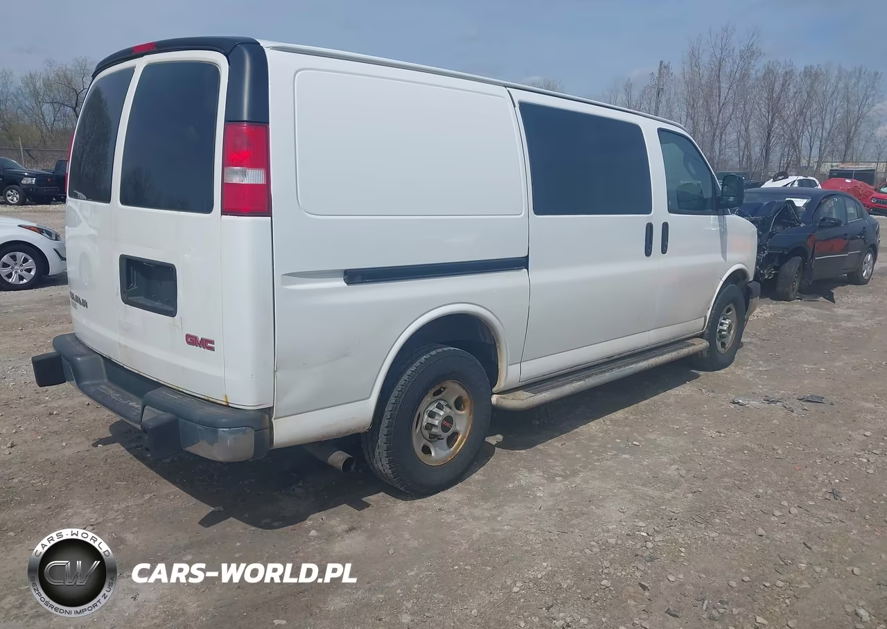 2017 GMC Savana 2500 Work Van VIN:1GTW7AFFXH1907416 - 4