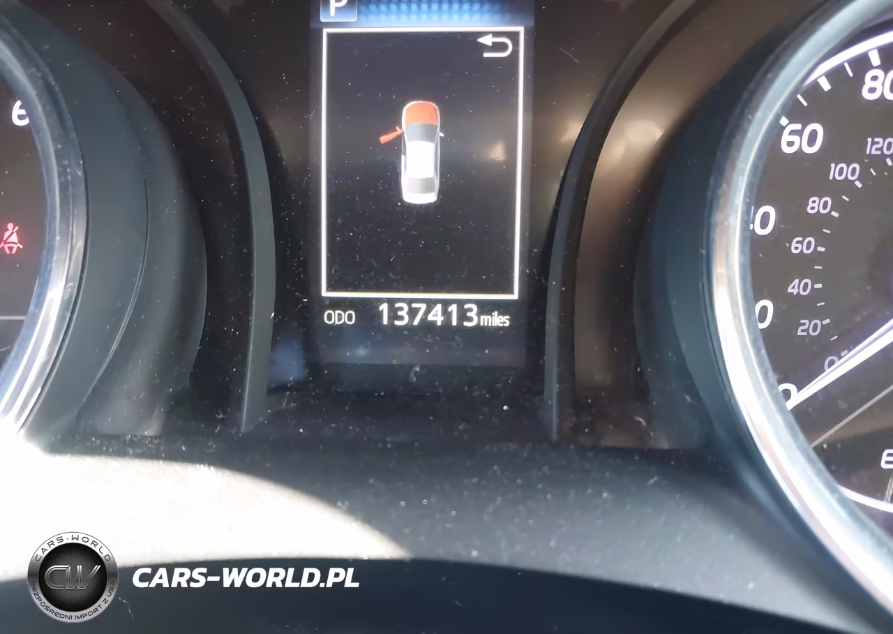 2019 Toyota Camry Le VIN:4T1B11HK6KU843970 - 16