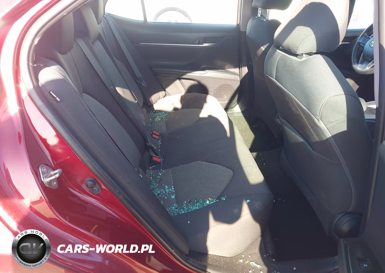 2019 Toyota Camry Le VIN:4T1B11HK6KU843970 - 8