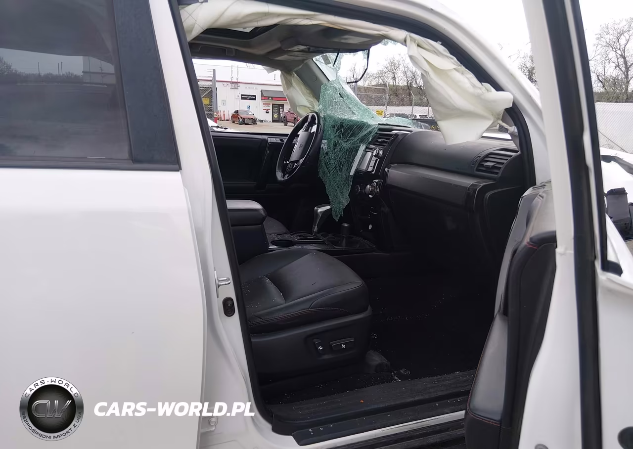 2018 Toyota 4Runner Trd Off Road Premium VIN:JTEBU5JR1J5565431 - 5