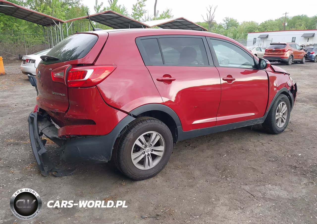 2011 Kia Sportage Lx VIN:KNDPB3A26B7080232 - 4