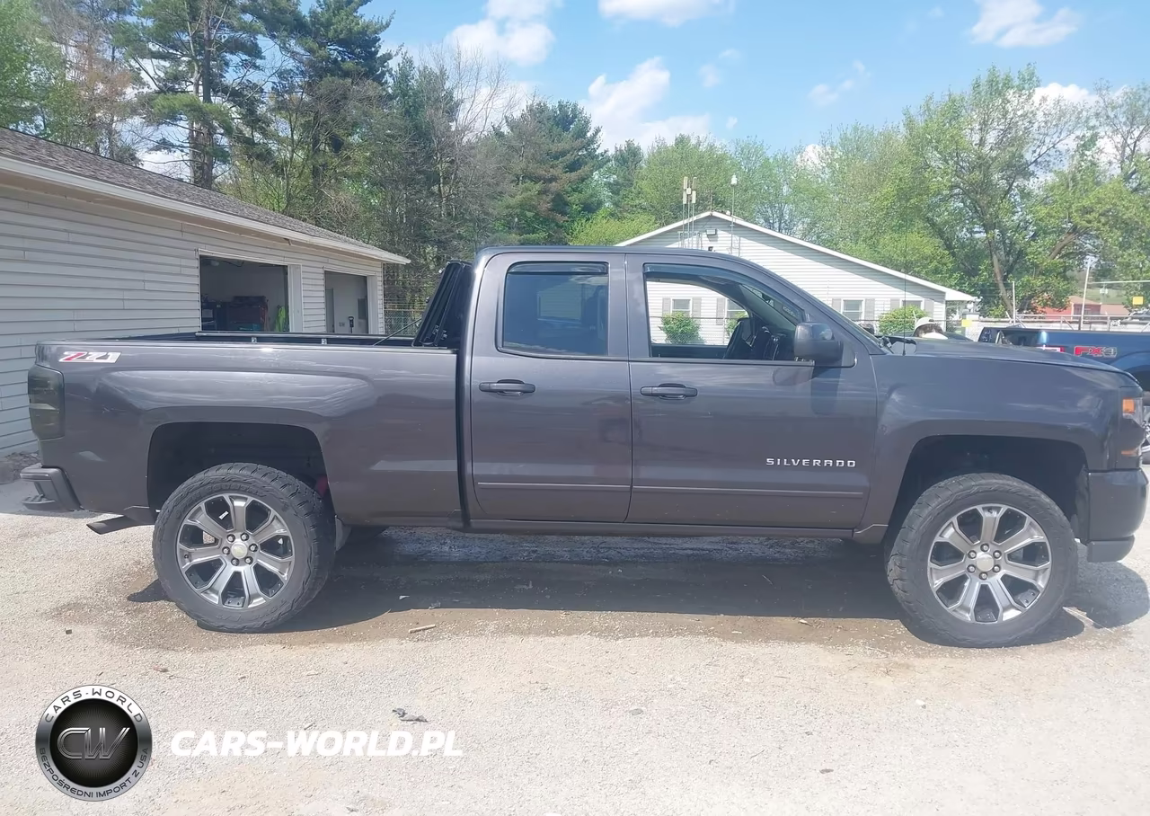 2016 Chevrolet Silverado 1500 2Lt VIN:1GCVKREC7GZ116468 - 13