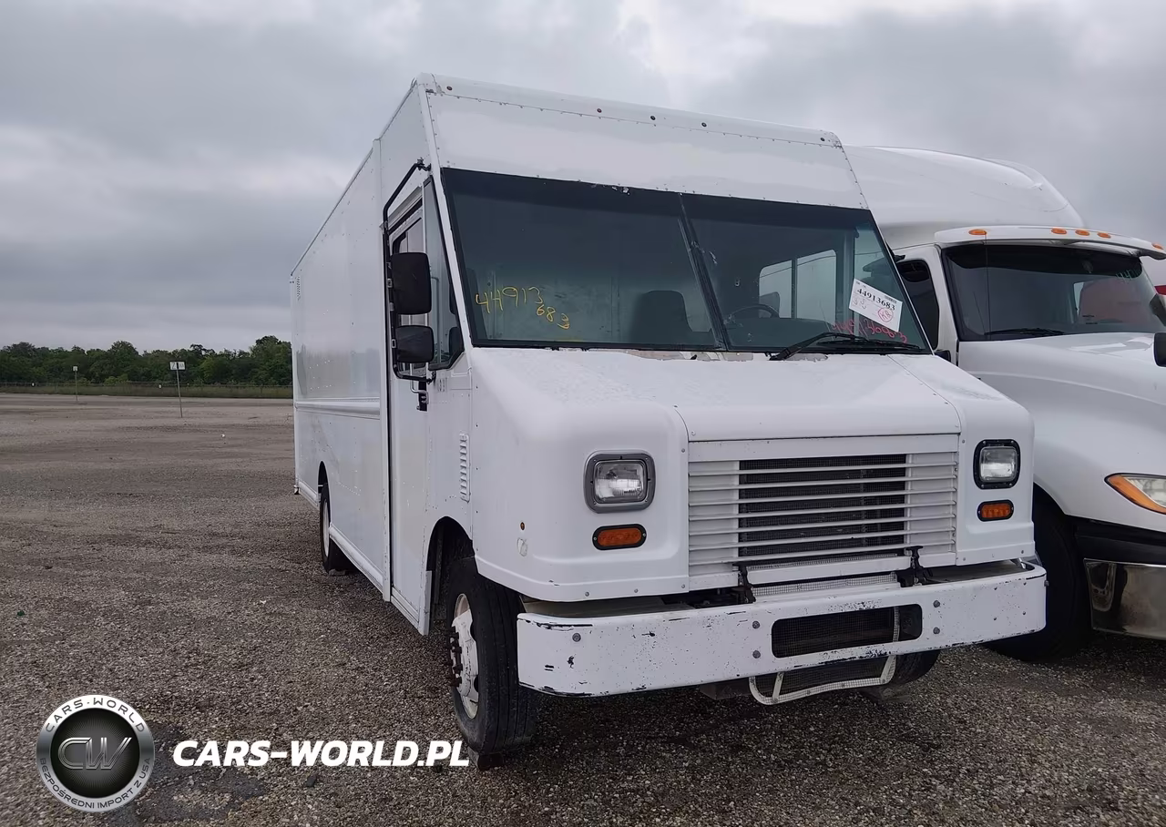 2016 Ford F-59 Commercial Stripped
