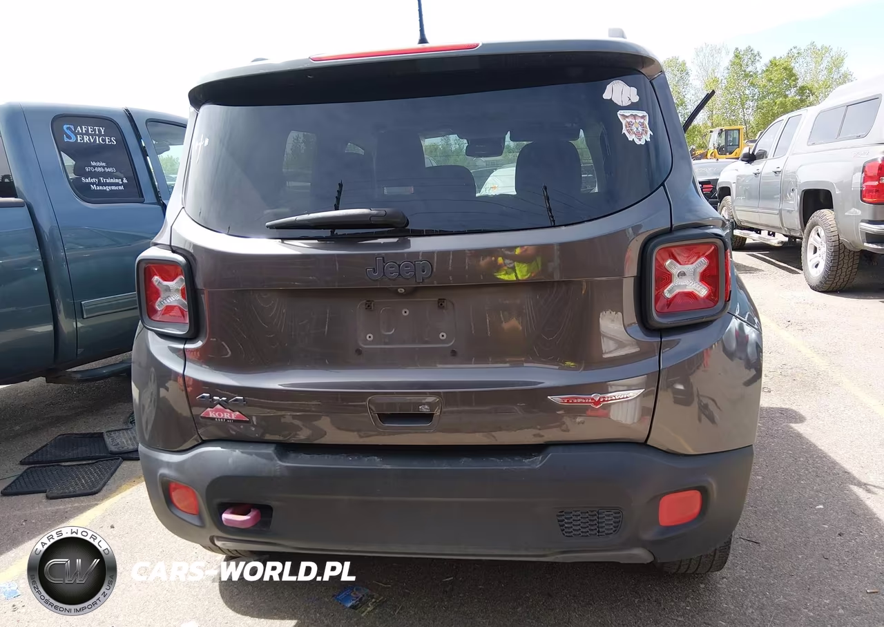 2018 Jeep Renegade Trailhawk 4X4 VIN:ZACCJBCB4JPH32128 - 17