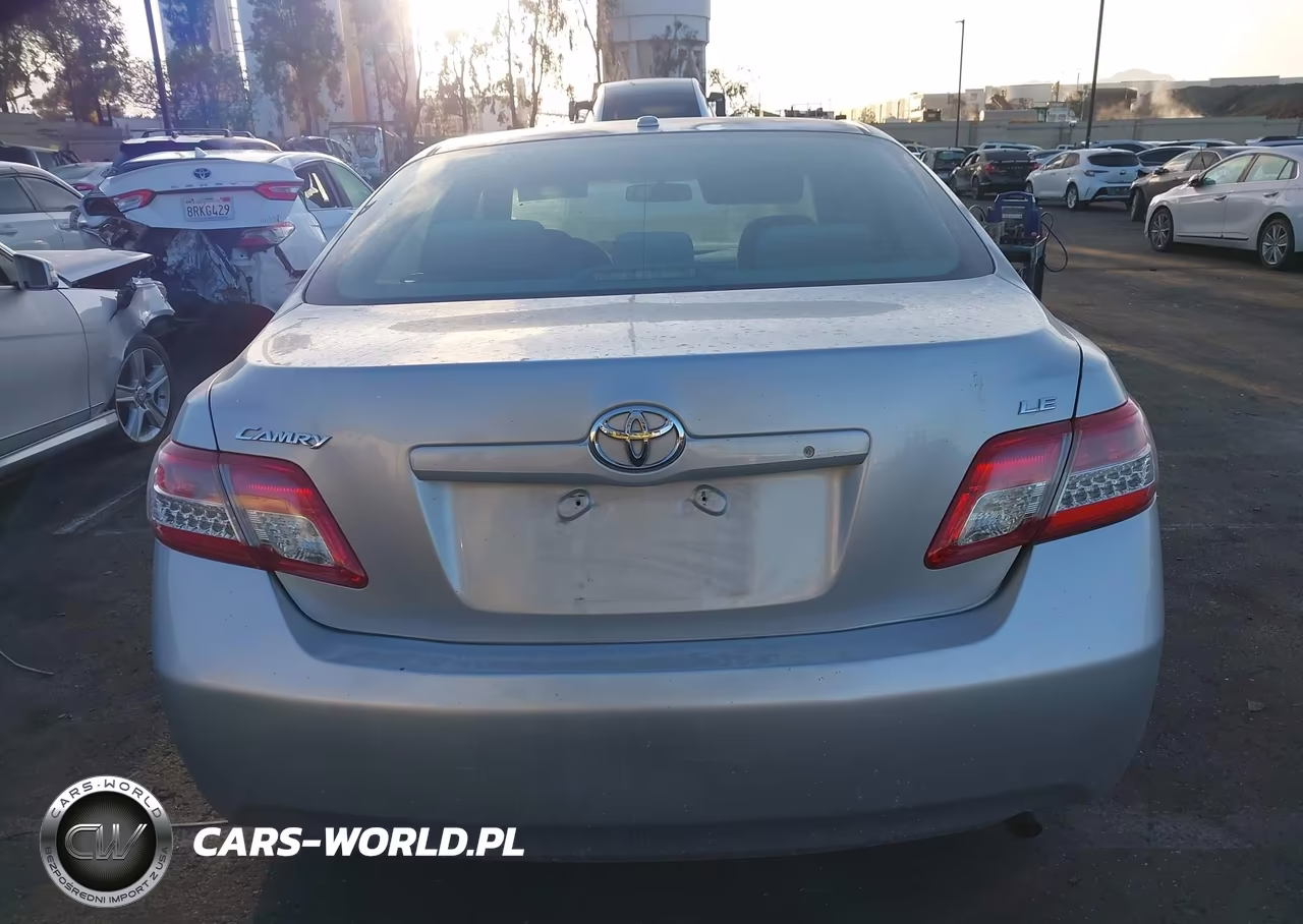 2011 Toyota Camry Le VIN:4T1BF3EK1BU739839 - 12