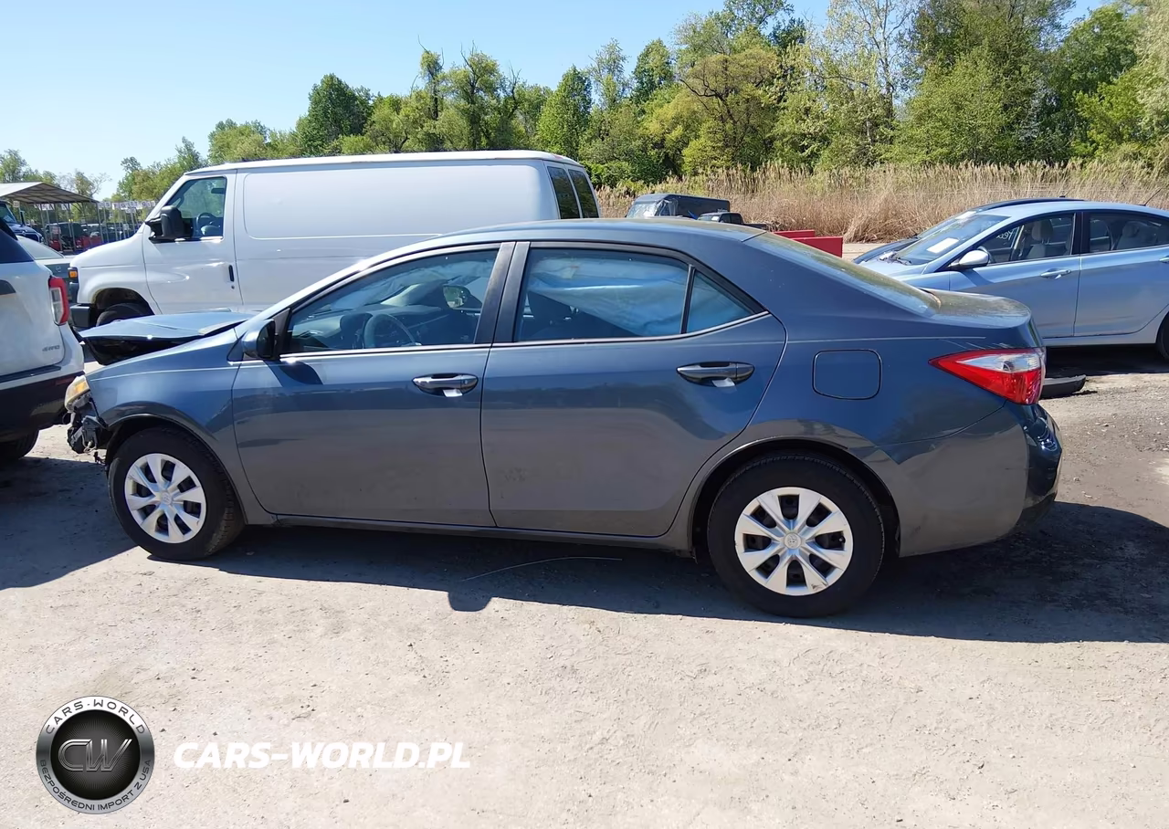 2015 Toyota Corolla L VIN:2T1BURHE2FC231174 - 15