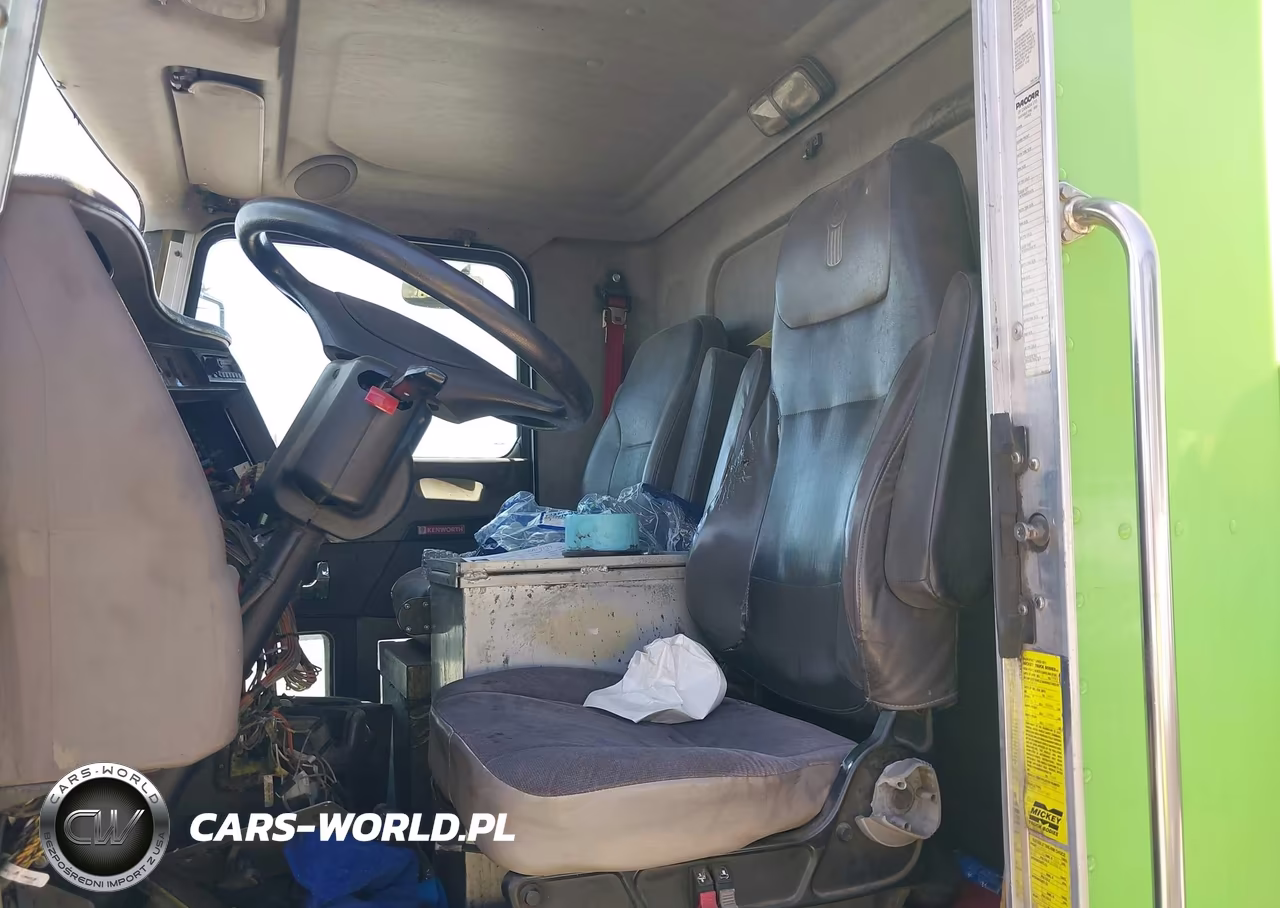 2010 Kenworth Construction T370 VIN:2NKHHM7X4AM271460 - 6