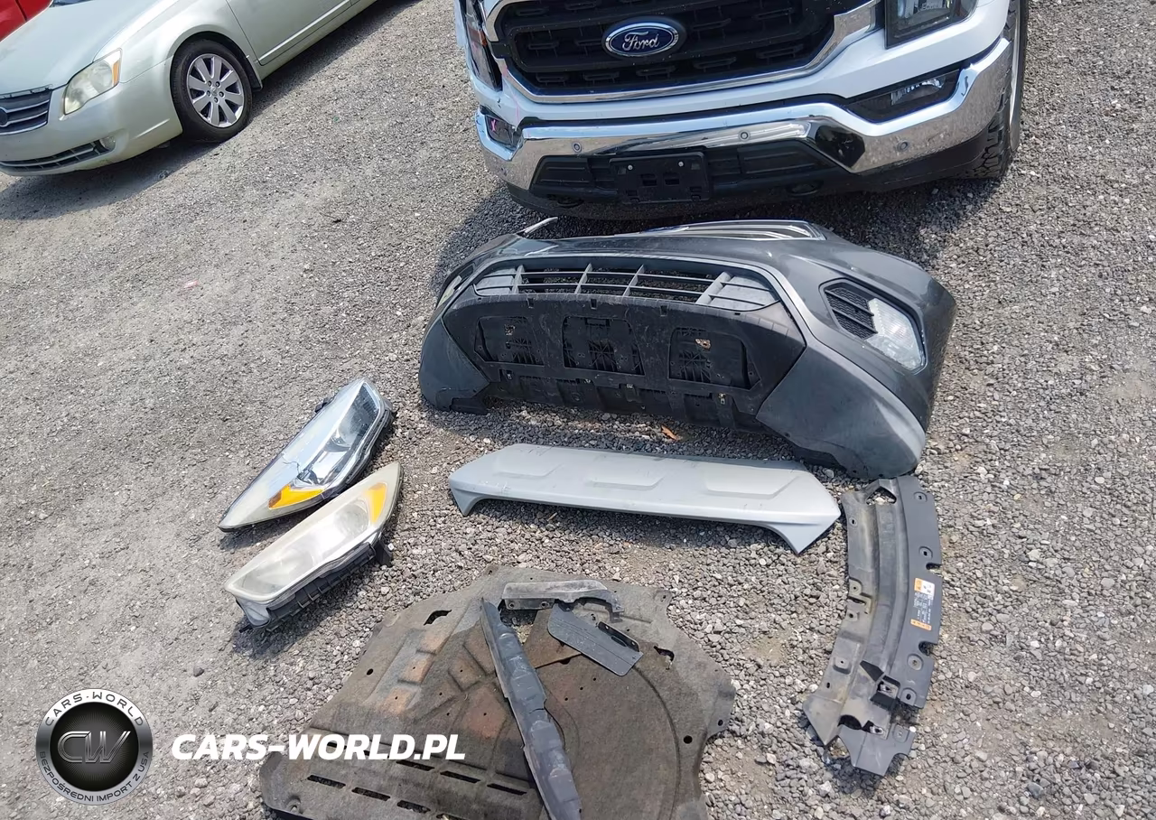 2018 Ford Escape Se VIN:1FMCU0GD2JUC16979 - 12