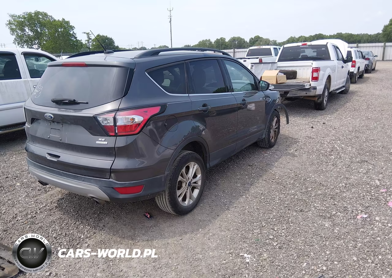 2018 Ford Escape Se VIN:1FMCU0GD2JUC16979 - 4