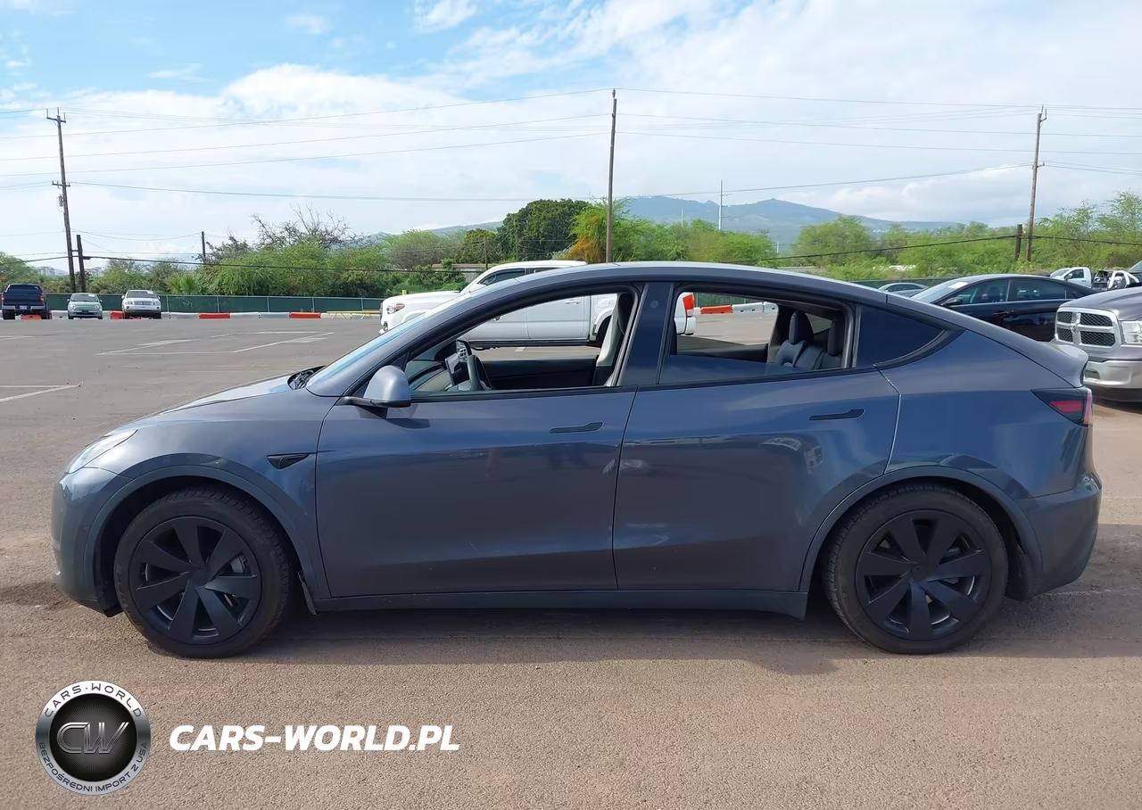 2022 Tesla Model Y Long Range Dual Motor All-Wheel Drive VIN:7SAYGAEEXNF366830 - 14
