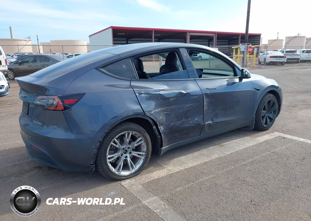 2022 Tesla Model Y Long Range Dual Motor All-Wheel Drive VIN:7SAYGAEEXNF366830 - 6
