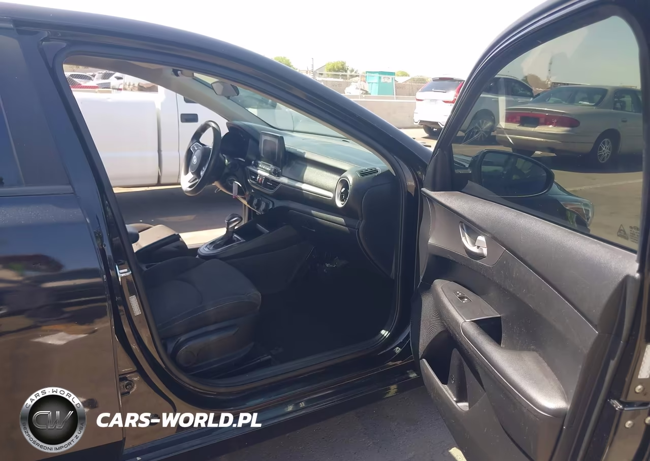 2020 Kia Forte Fe VIN:3KPF24AD1LE173826 - 5