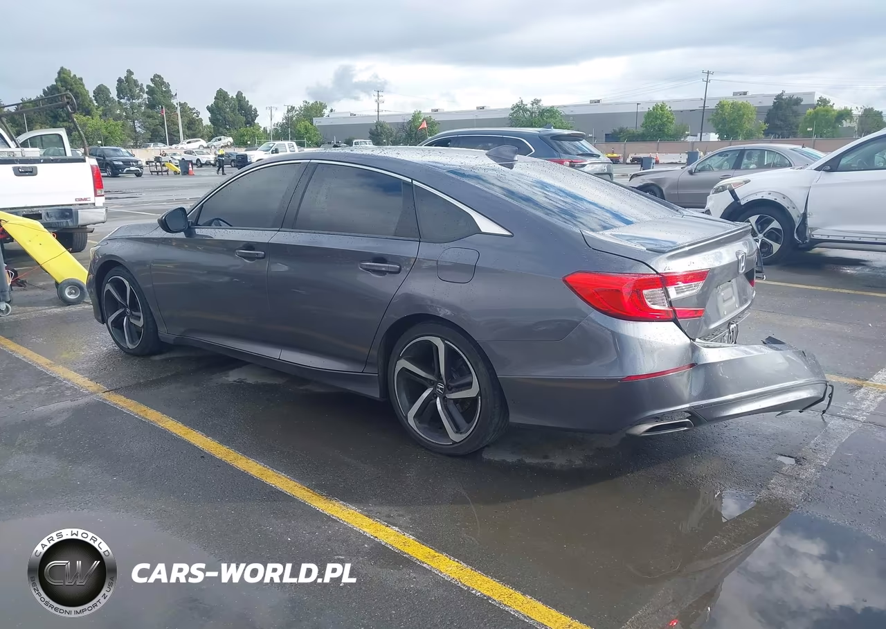 2018 Honda Accord Sport VIN:1HGCV1F31JA263651 - 3