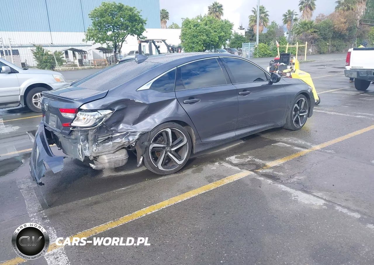 2018 Honda Accord Sport VIN:1HGCV1F31JA263651 - 4