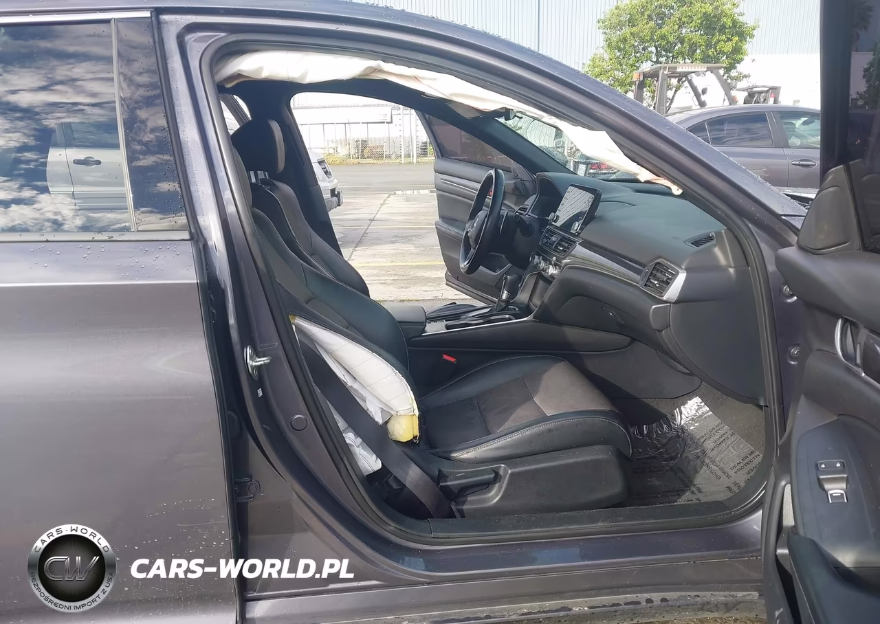 2018 Honda Accord Sport VIN:1HGCV1F31JA263651 - 5