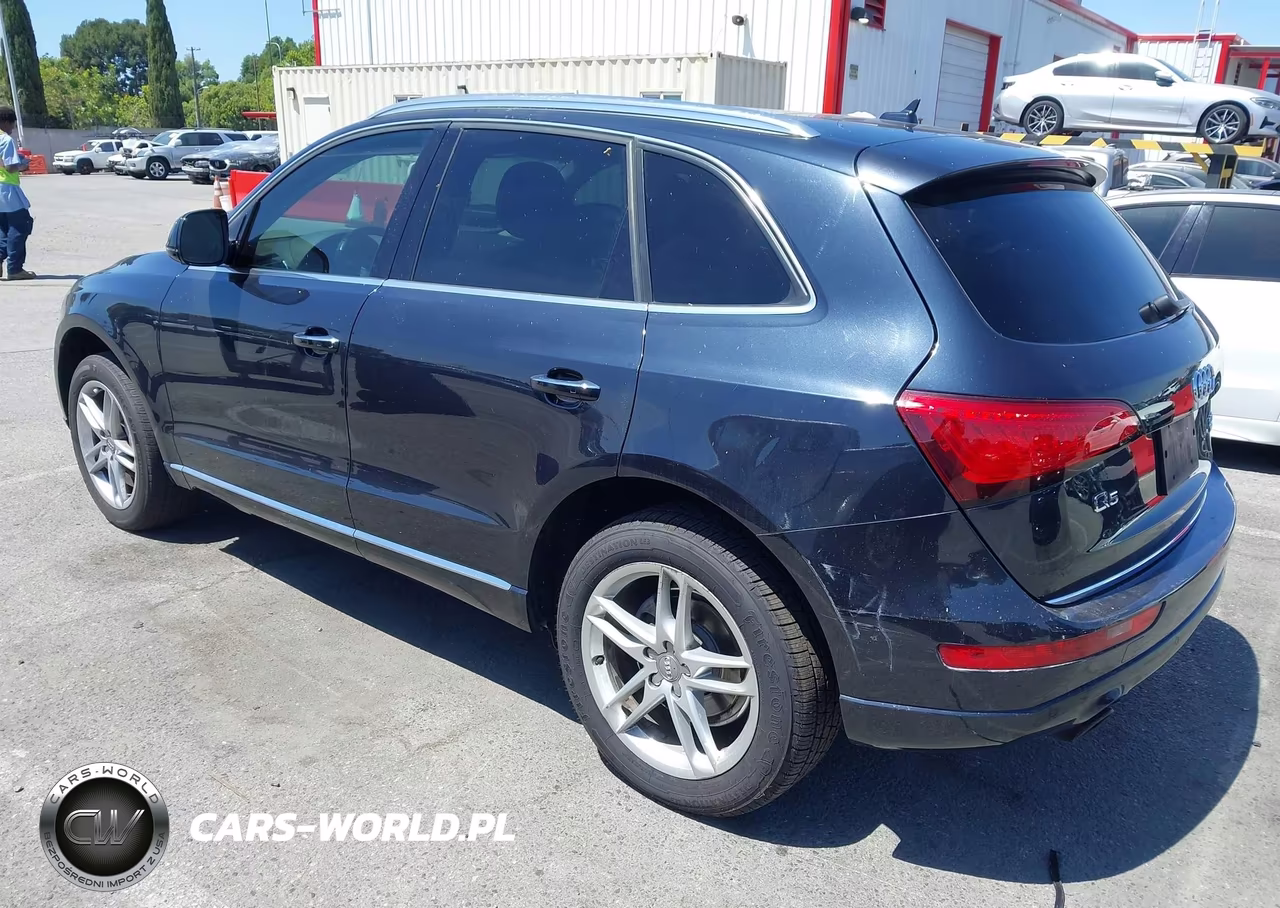 2015 Audi Q5 2.0T Premium VIN:WA1LFAFP8FA123788 - 3