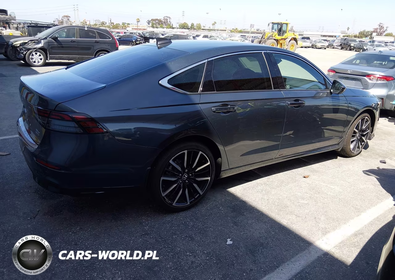 2025 Honda Accord Hybrid Touring VIN:1HGCY2F87SA004060 - 4