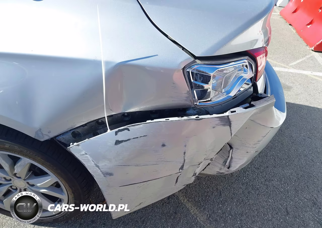 2019 Chevrolet Impala Lt VIN:1G11Z5SA5KU123519 - 17