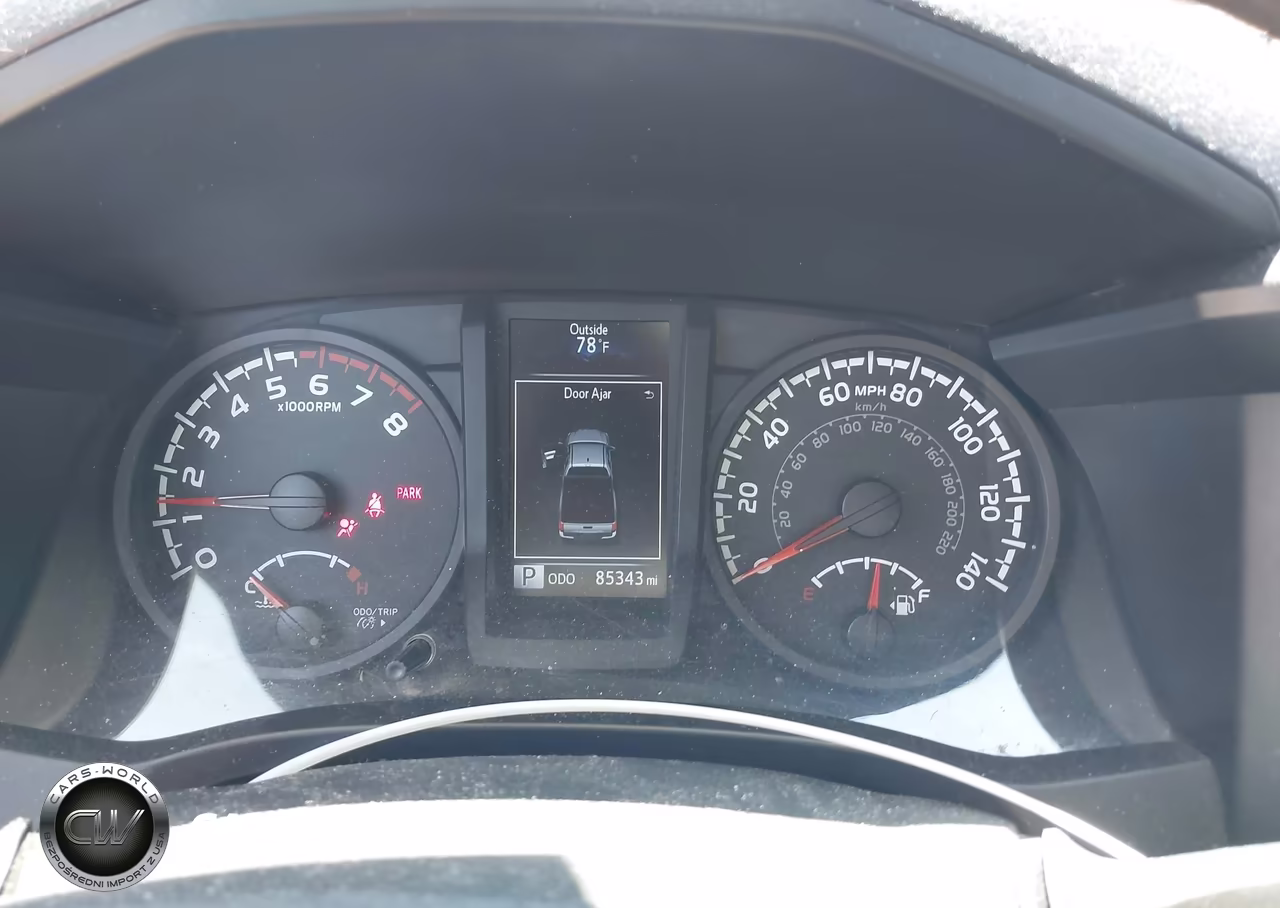 2018 Toyota Tacoma Sr VIN:5TFRX5GN2JX117153 - 7