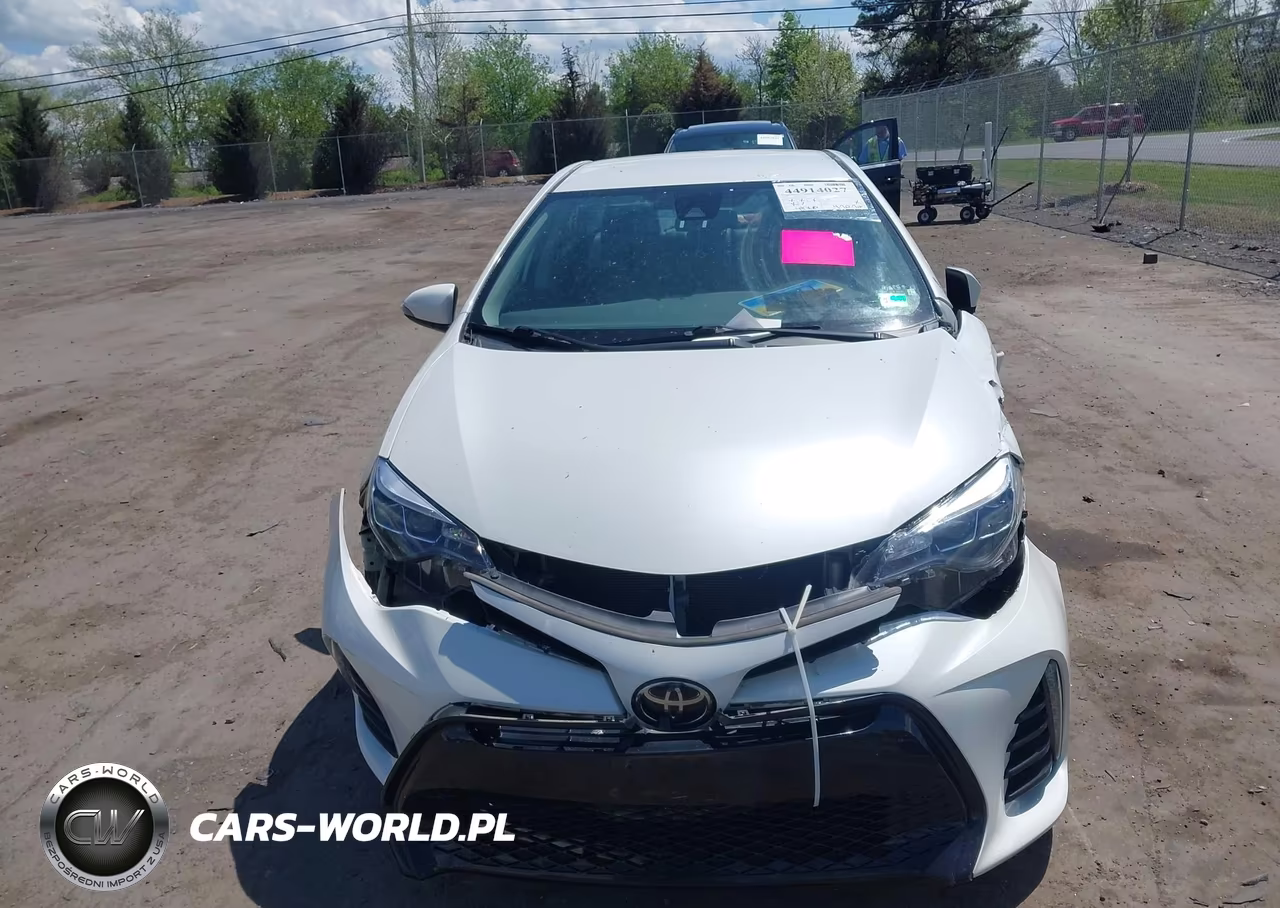 2017 Toyota Corolla Se VIN:5YFBURHE0HP637330 - 11
