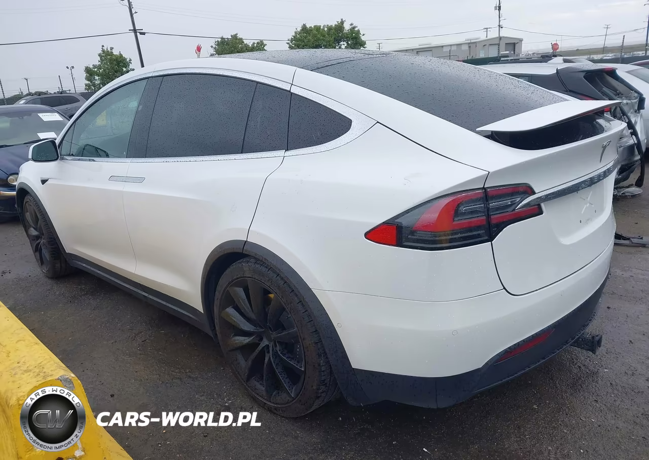 2021 Tesla Model X Long Range Dual Motor All-Wheel Drive-Long Range Plus Dual Motor All-Wheel Drive VIN:5YJXCAE22MF324967 - 3
