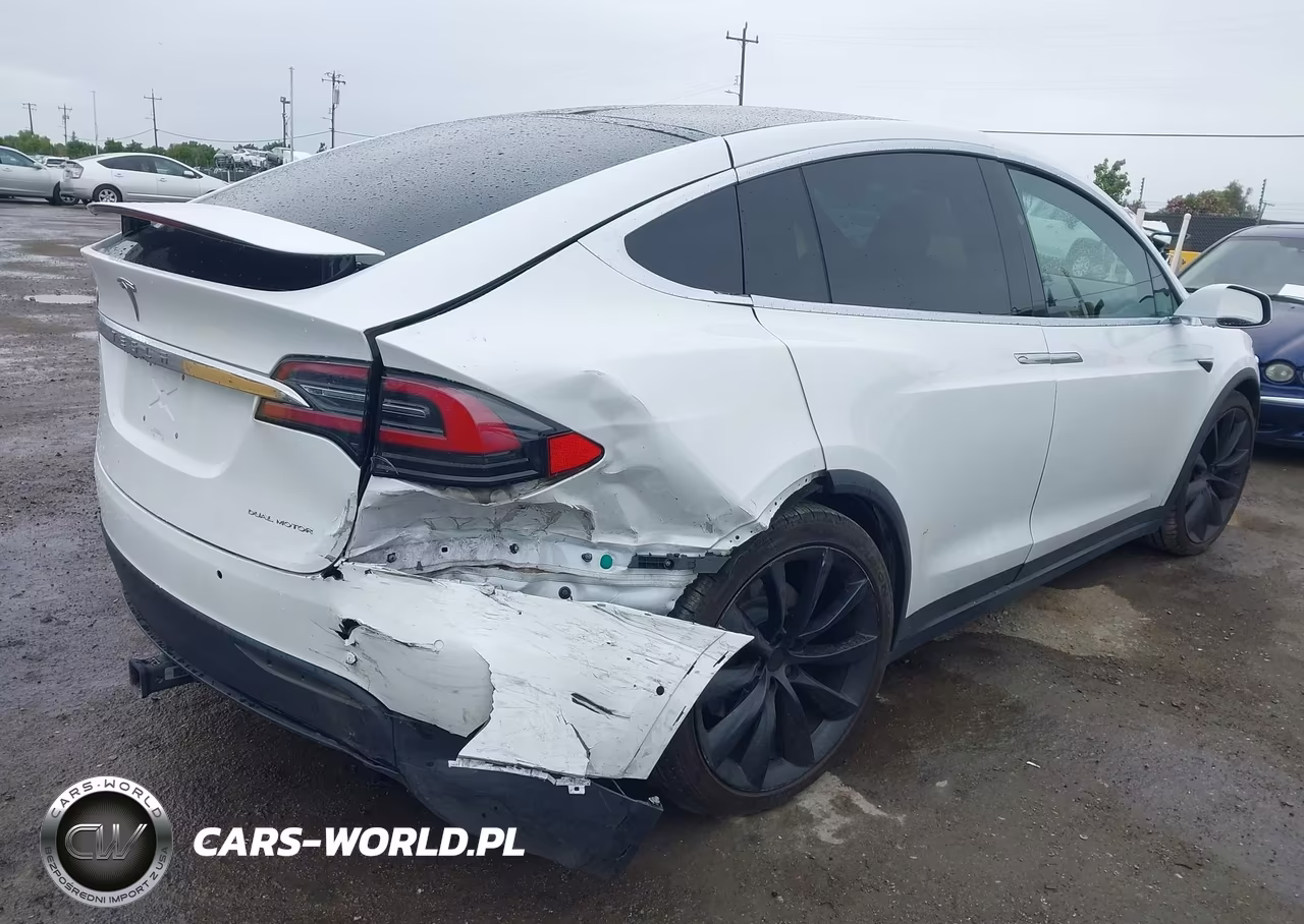 2021 Tesla Model X Long Range Dual Motor All-Wheel Drive-Long Range Plus Dual Motor All-Wheel Drive VIN:5YJXCAE22MF324967 - 4