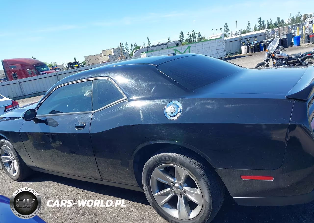2022 Dodge Challenger Sxt VIN:2C3CDZAG2NH211287 - 14