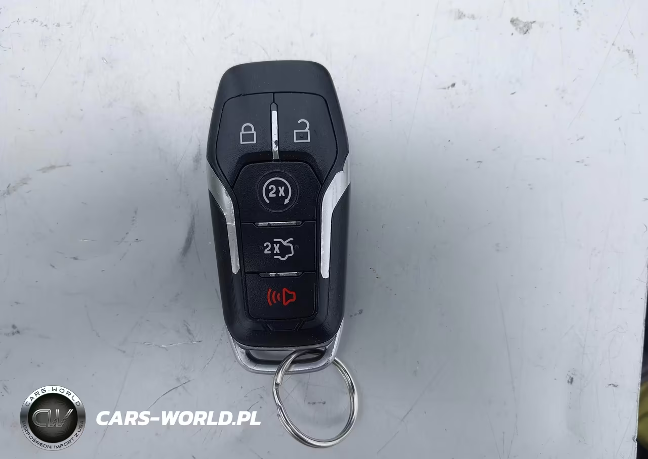 2015 Ford Mustang V6 VIN:1FATP8EM8F5400974 - 11