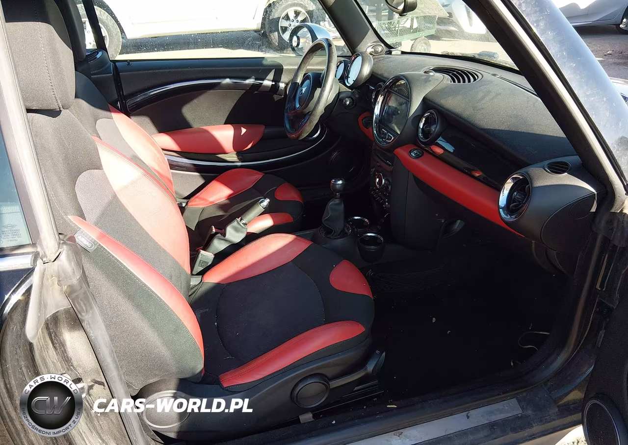 2011 Mini Cooper VIN:WMWZN3C51BTZ89569 - 5