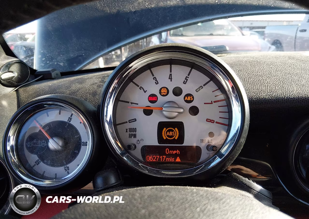 2011 Mini Cooper VIN:WMWZN3C51BTZ89569 - 7