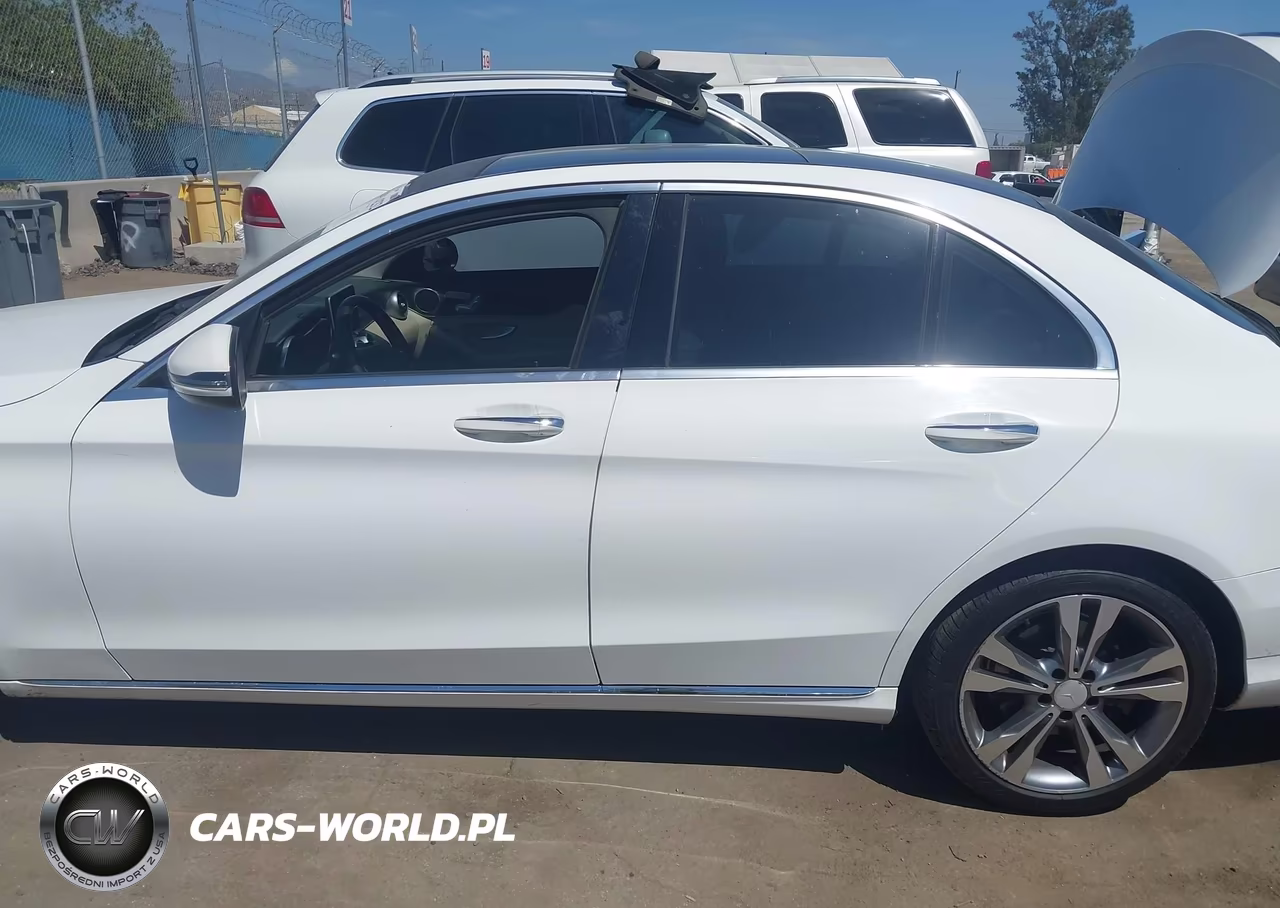 2016 Mercedes-Benz C 300 VIN:55SWF4JB8GU128044 - 14