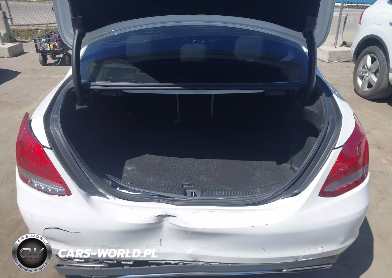 2016 Mercedes-Benz C 300 VIN:55SWF4JB8GU128044 - 16