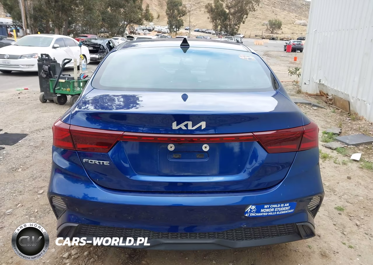 2023 Kia Forte Lxs VIN:3KPF24AD8PE571377 - 16