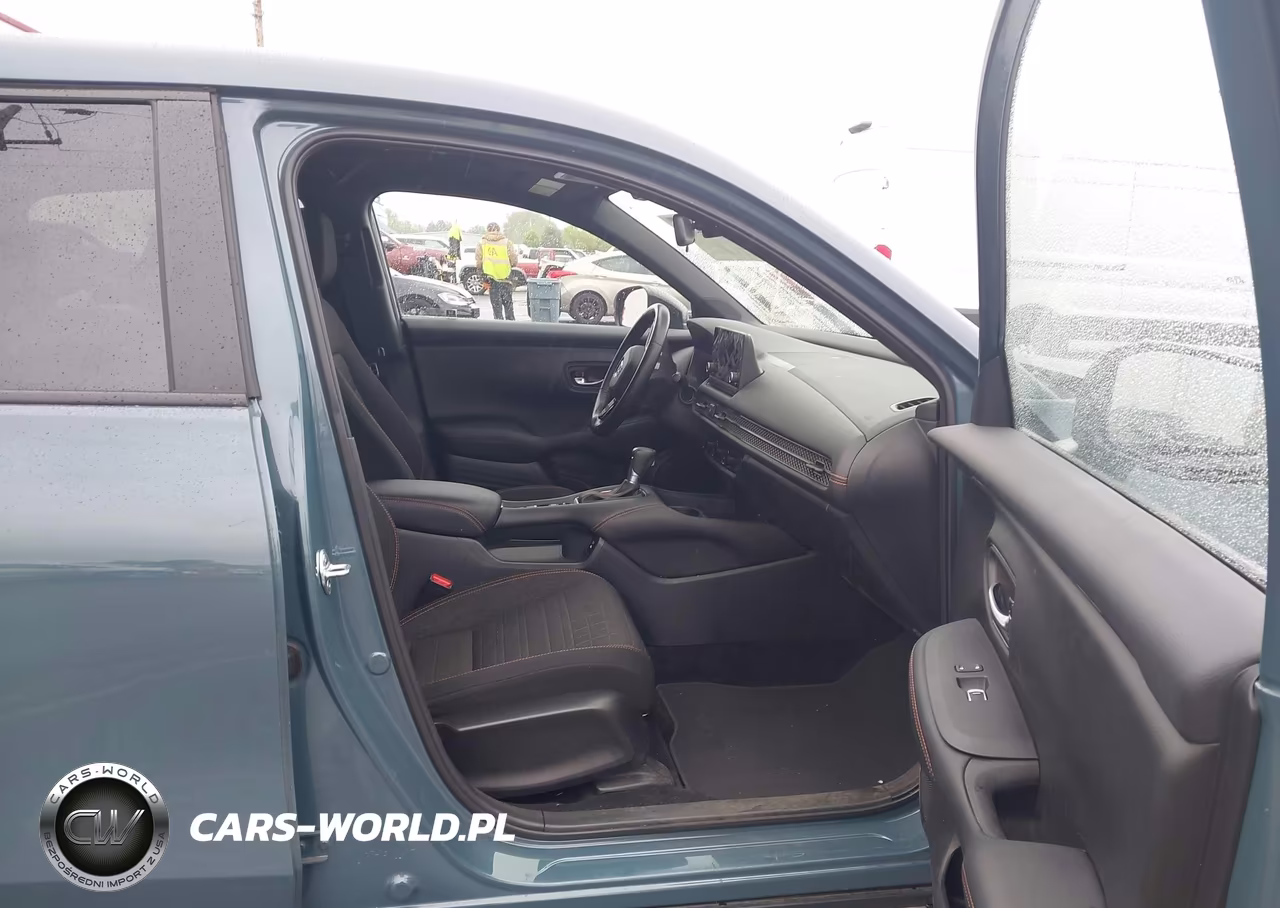 2025 Honda Hr-V Awd Sport VIN:3CZRZ2H52SM781705 - 5