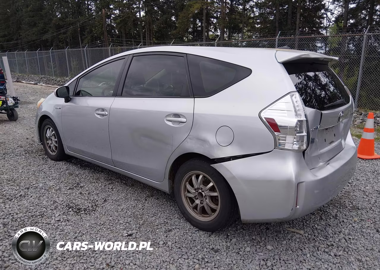 2013 Toyota Prius V Three VIN:JTDZN3EU2D3229581 - 3