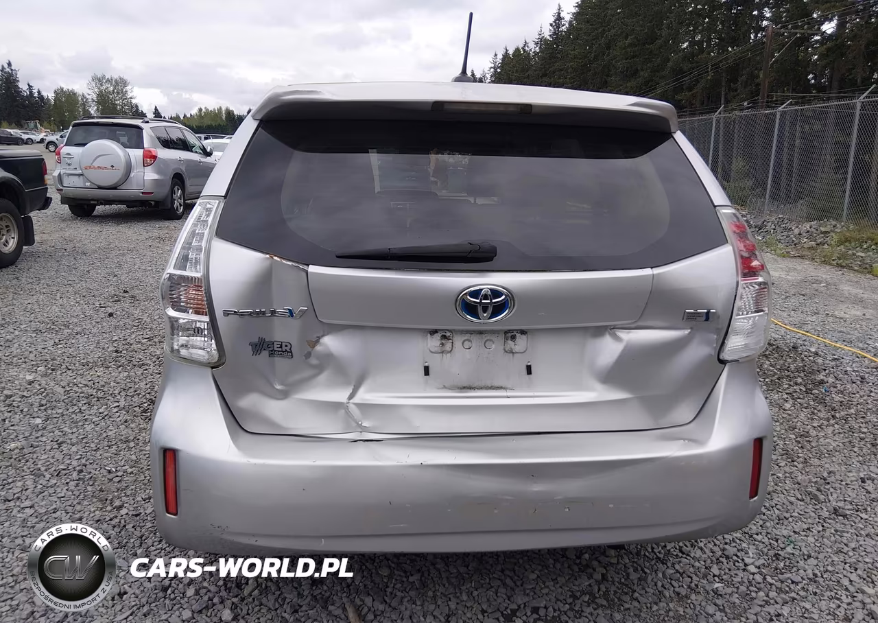 2013 Toyota Prius V Three VIN:JTDZN3EU2D3229581 - 6