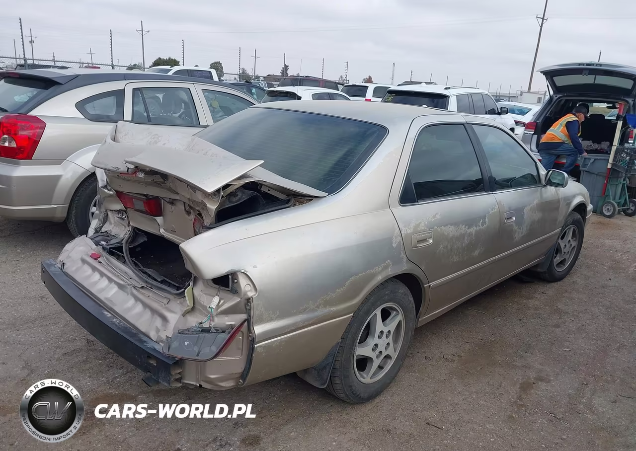 1998 Toyota Camry Xle V6 VIN:JT2BF28KXW0119443 - 4