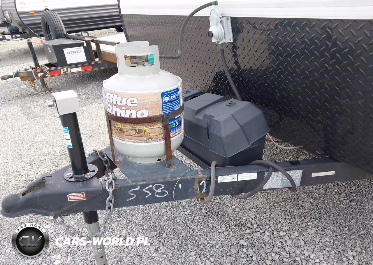 2019 Keystone Hide Out VIN:4YDT17510KW245558 - 10