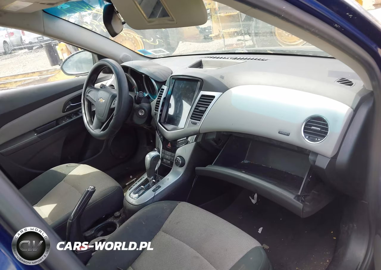 2012 Chevrolet Cruze Ls VIN:1G1PC5SH7C7207186 - 5