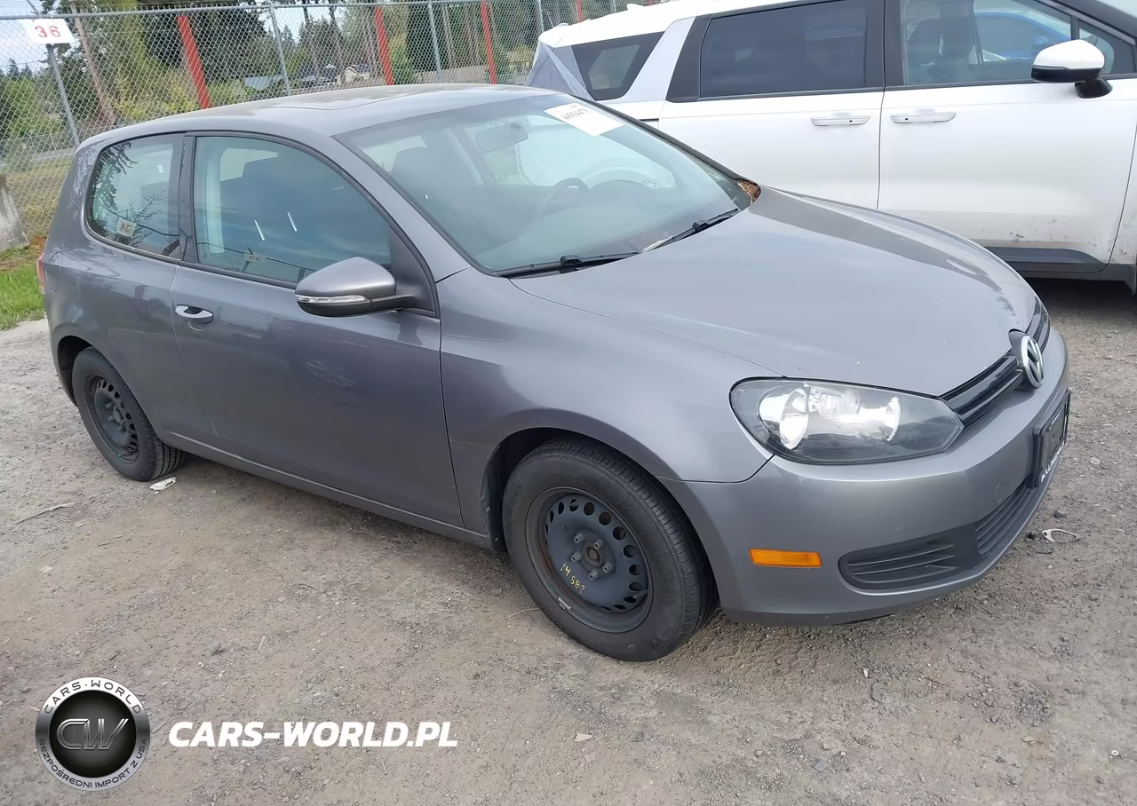 2011 Volkswagen Golf 2.5L 2-Door