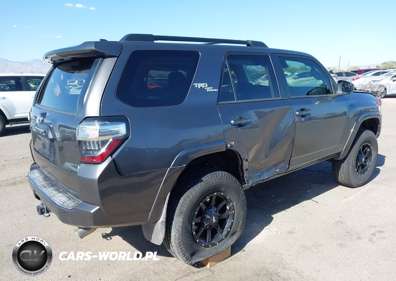 2020 Toyota 4Runner Trd Off Road VIN:JTEBU5JR7L5813555 - 4