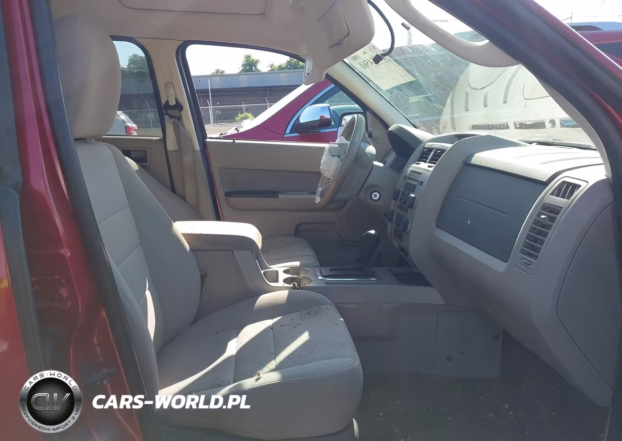 2010 Ford Escape Xlt VIN:1FMCU0D76AKC07969 - 5