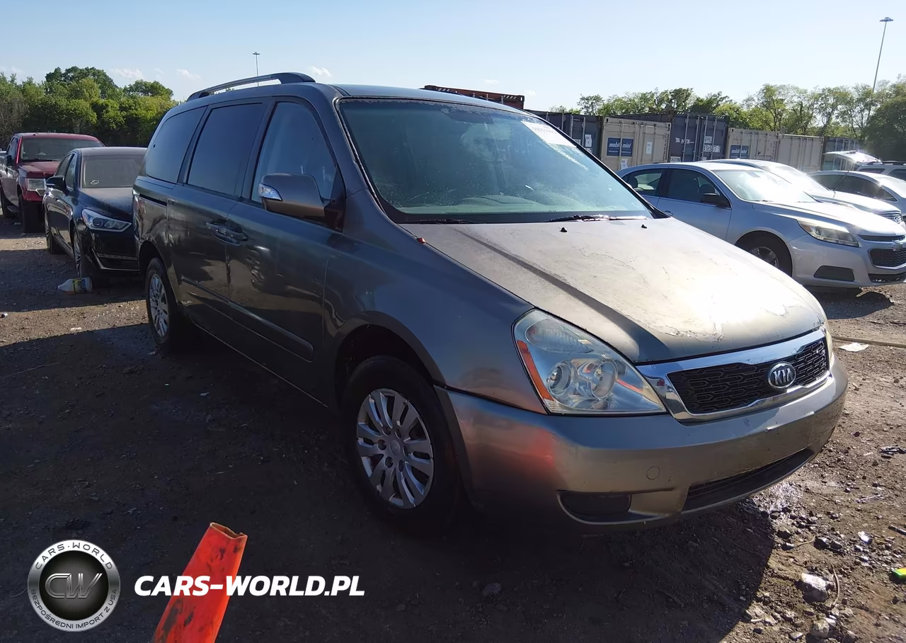 2011 Kia Sedona Lx