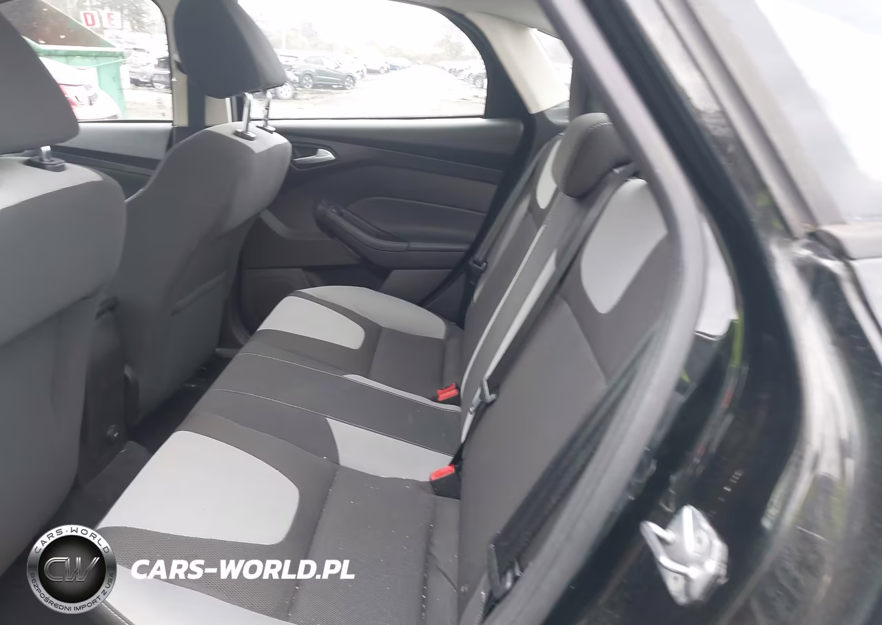 2012 Ford Focus Se VIN:1FAHP3F23CL472176 - 8