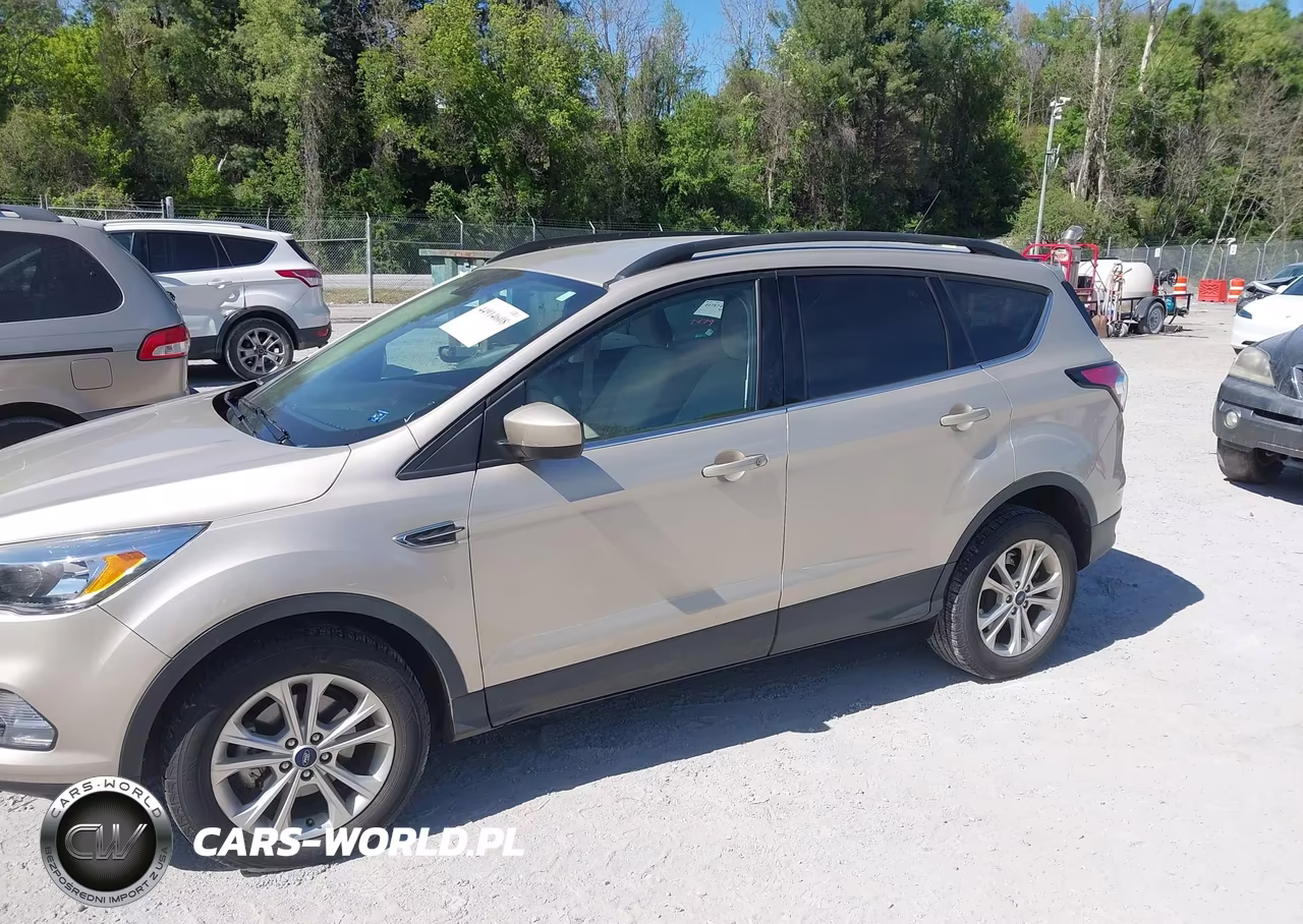 2018 Ford Escape Se VIN:1FMCU0GD5JUD00259 - 6